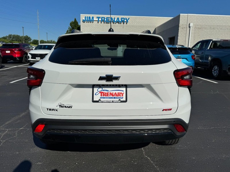 Chevrolet Trax Vehicle Image 04