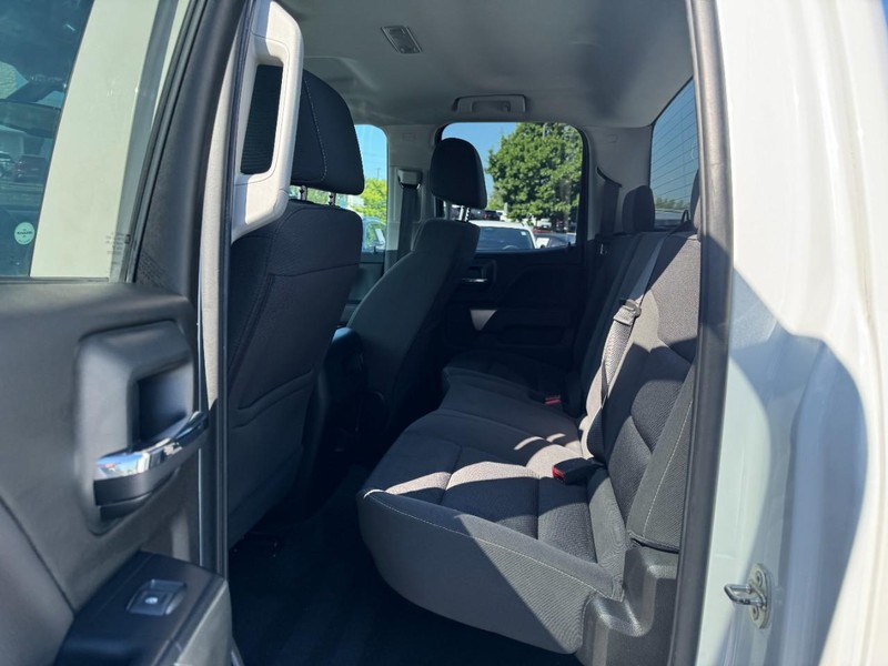 Chevrolet Silverado 1500 Vehicle Image 10