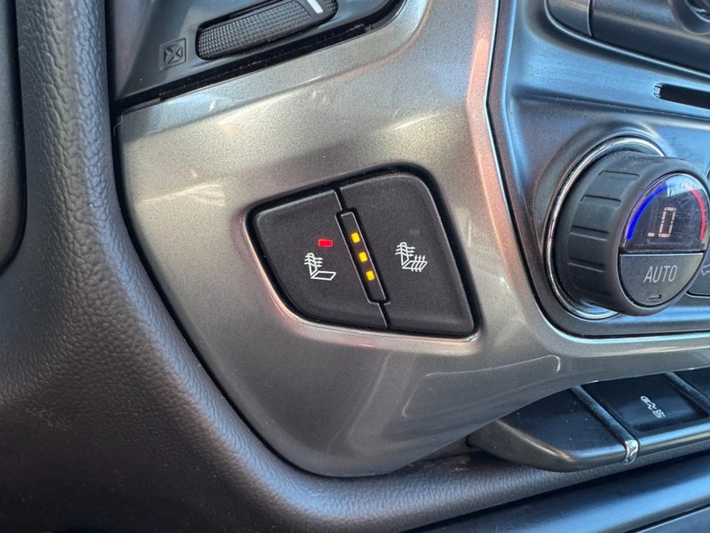 Chevrolet Silverado 1500 Vehicle Image 18
