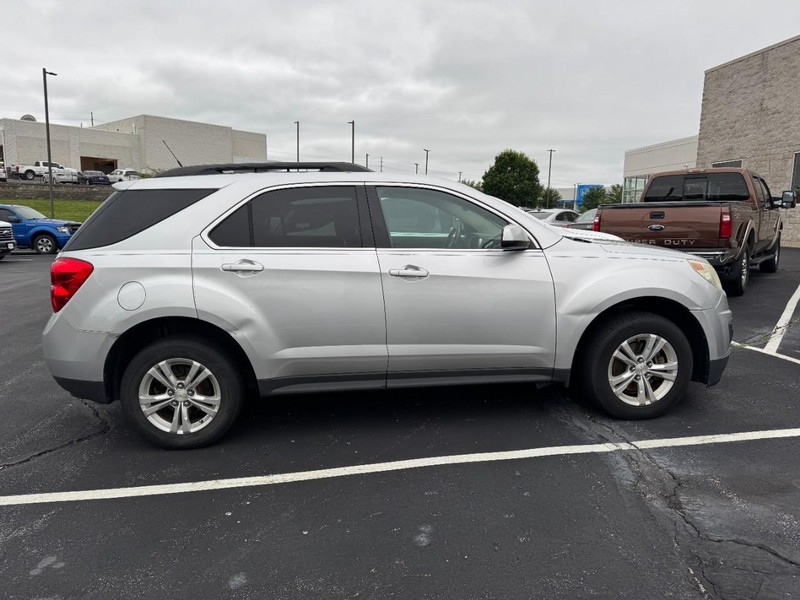 Chevrolet Equinox Vehicle Full-screen Gallery Image 03