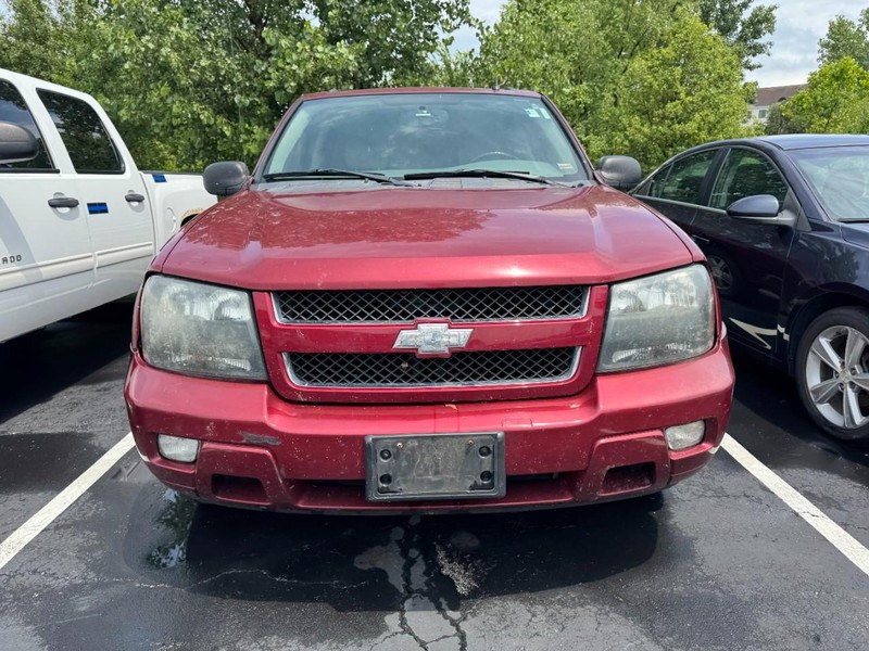 Chevrolet TrailBlazer Vehicle Image 03