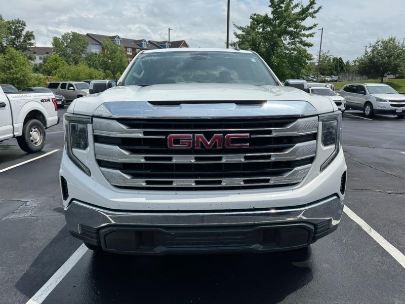 GMC Sierra 1500 Vehicle Image 02