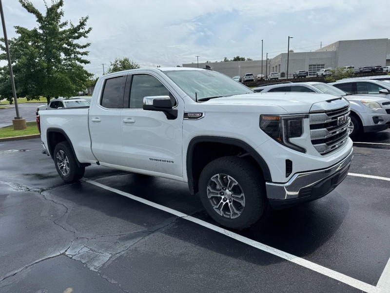 GMC Sierra 1500 Vehicle Image 04