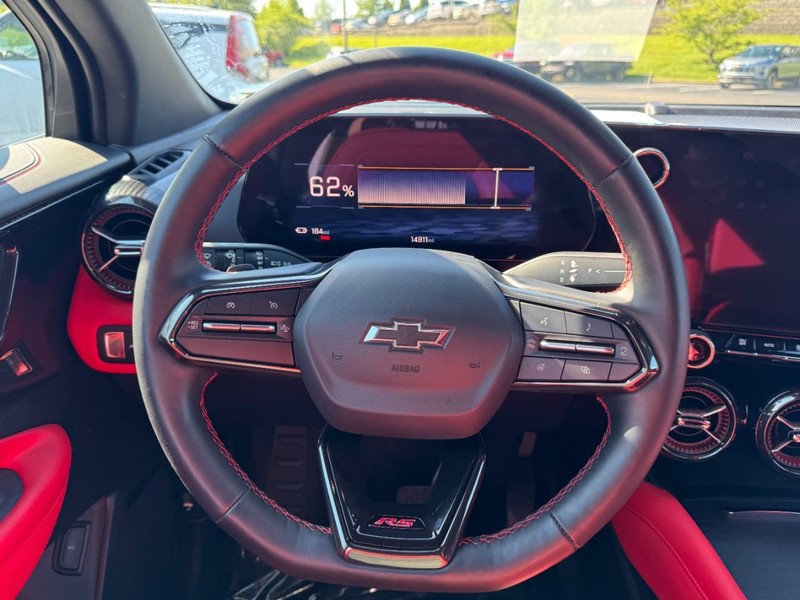 Chevrolet Blazer EV Vehicle Full-screen Gallery Image 12