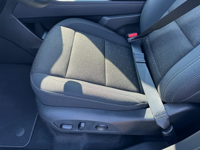 Chevrolet Traverse Vehicle Image 10