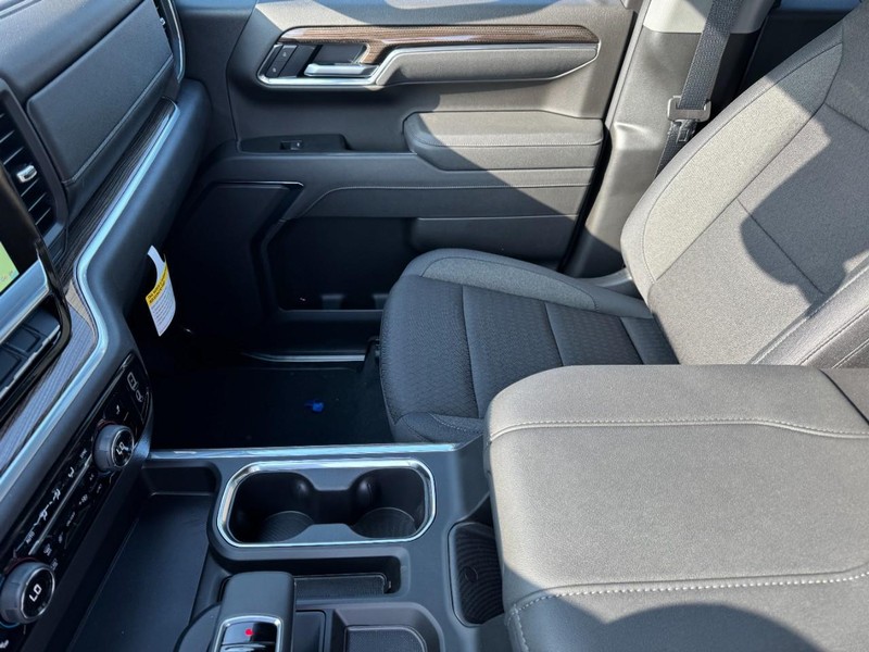 Chevrolet Silverado 1500 Vehicle Image 10