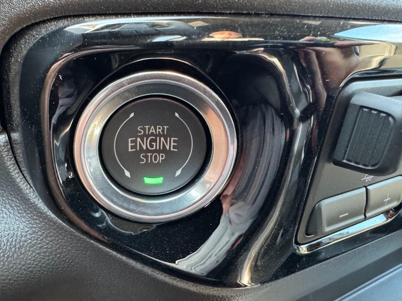 Chevrolet Silverado 1500 Vehicle Image 19