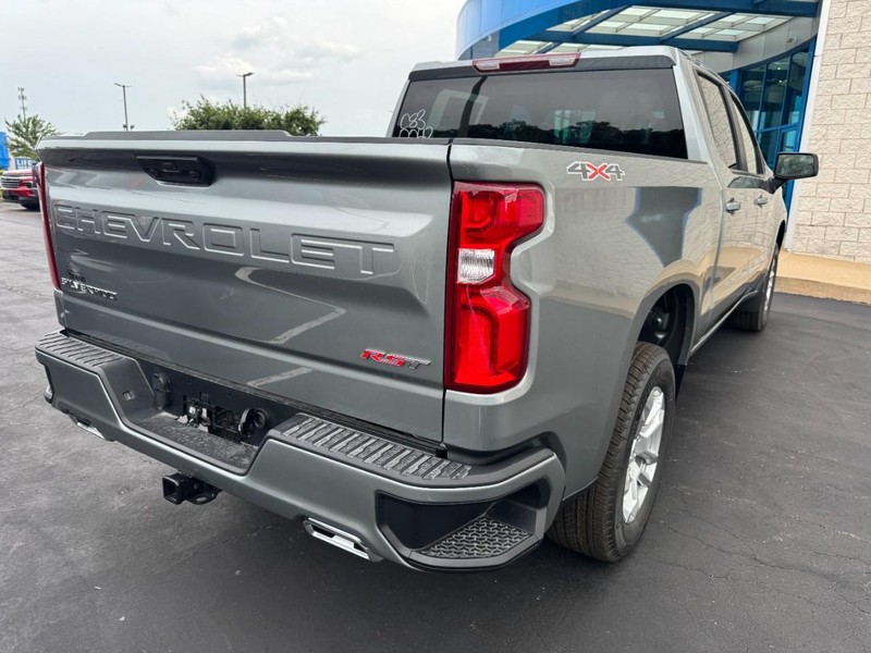 Chevrolet Silverado 1500 Vehicle Image 04