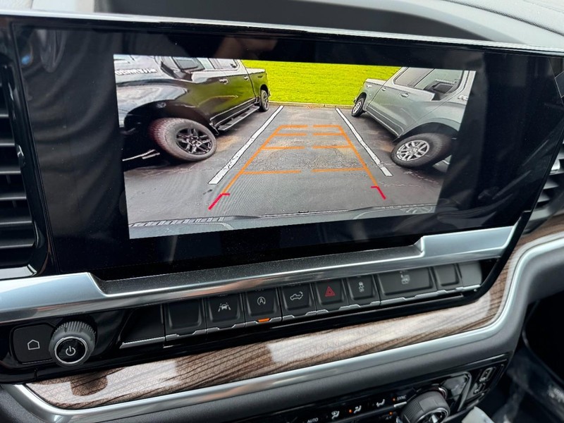 Chevrolet Silverado 1500 Vehicle Image 18