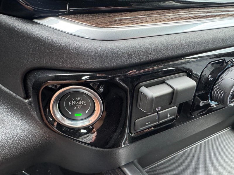 Chevrolet Silverado 1500 Vehicle Image 19