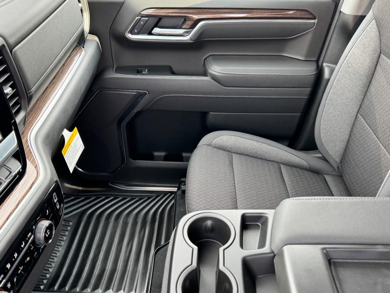 Chevrolet Silverado 1500 Vehicle Image 10