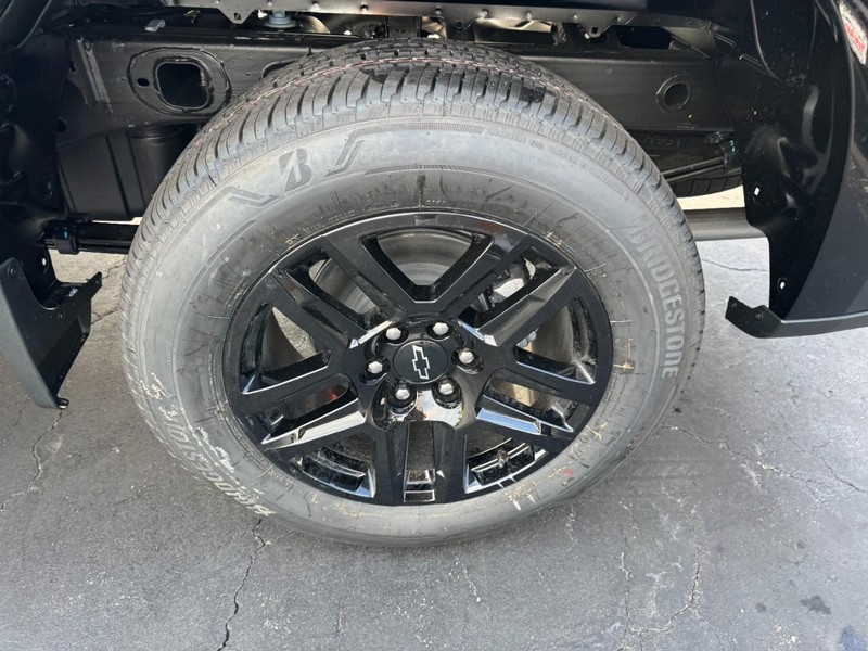 Chevrolet Silverado 1500 Vehicle Image 07