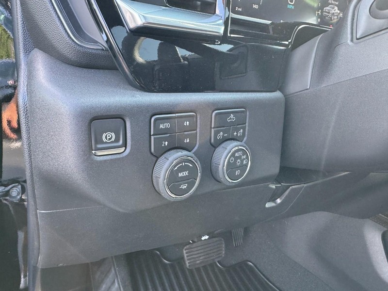 Chevrolet Silverado 1500 Vehicle Image 14