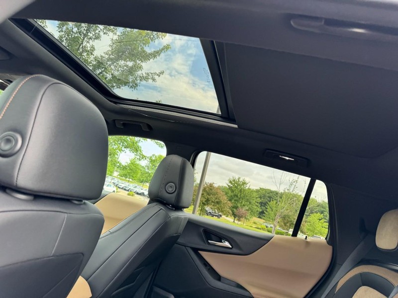 Chevrolet Equinox Vehicle Image 08
