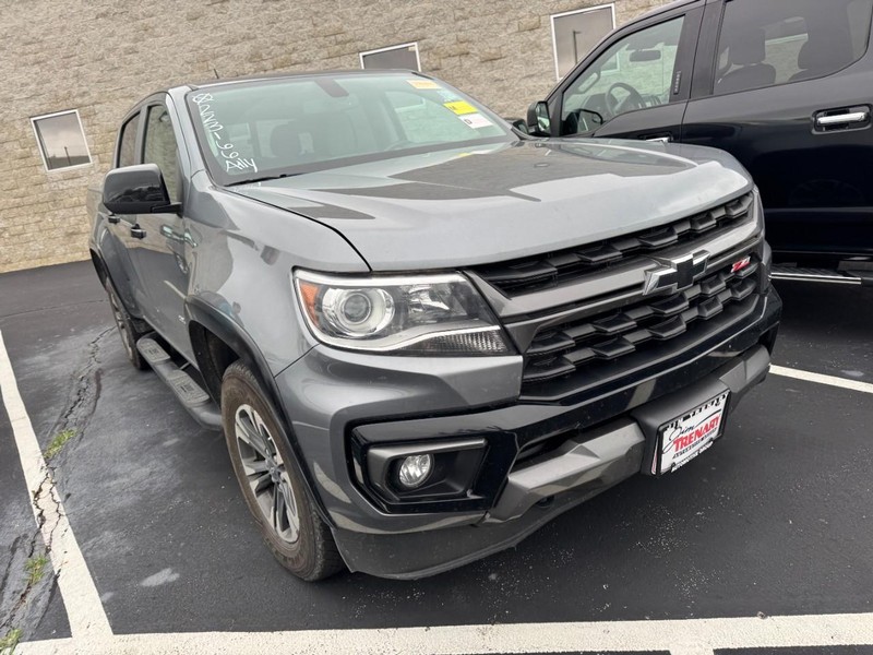 Chevrolet Colorado Vehicle Full-screen Gallery Image 03