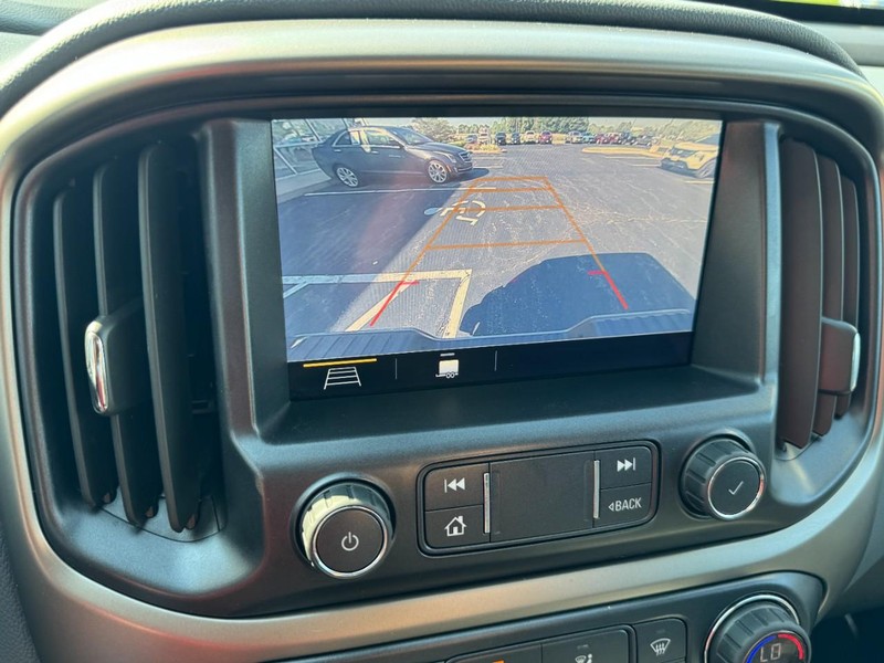 Chevrolet Colorado Vehicle Image 19