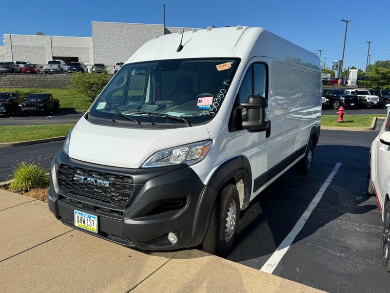 Ram ProMaster Cargo Van Vehicle Image 03