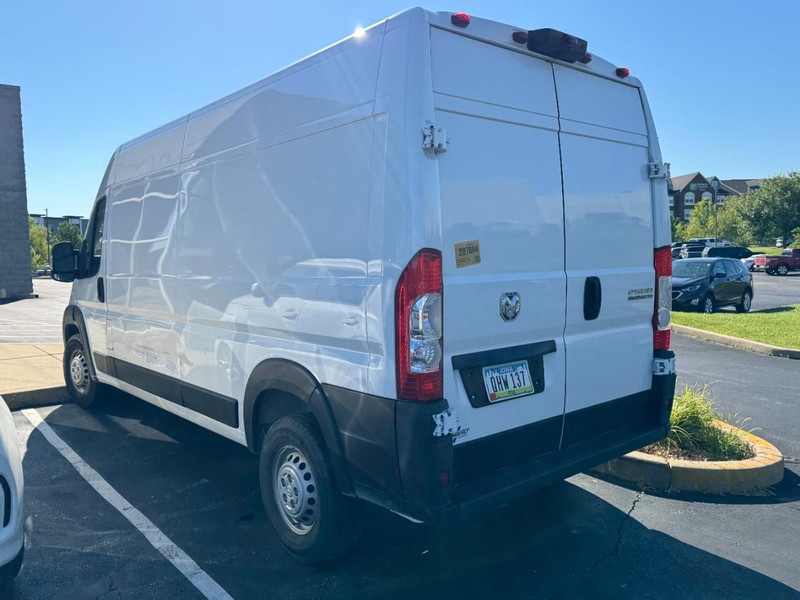Ram ProMaster Cargo Van Vehicle Image 04