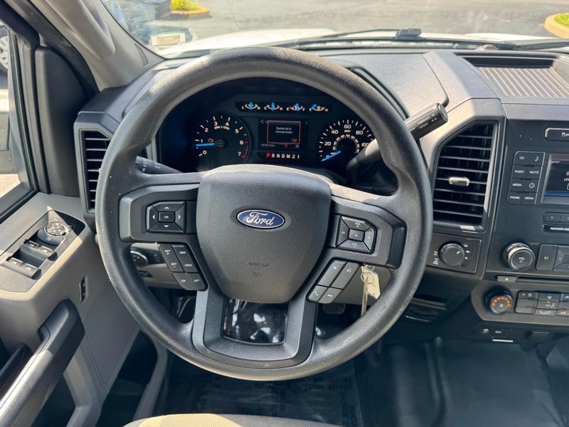 Ford F-150 Vehicle Image 12
