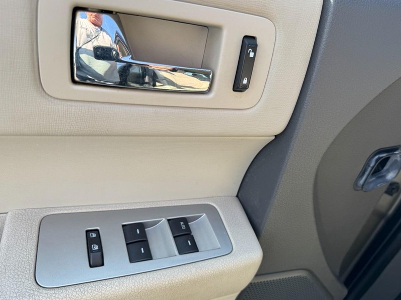 Ford Flex Vehicle Image 16