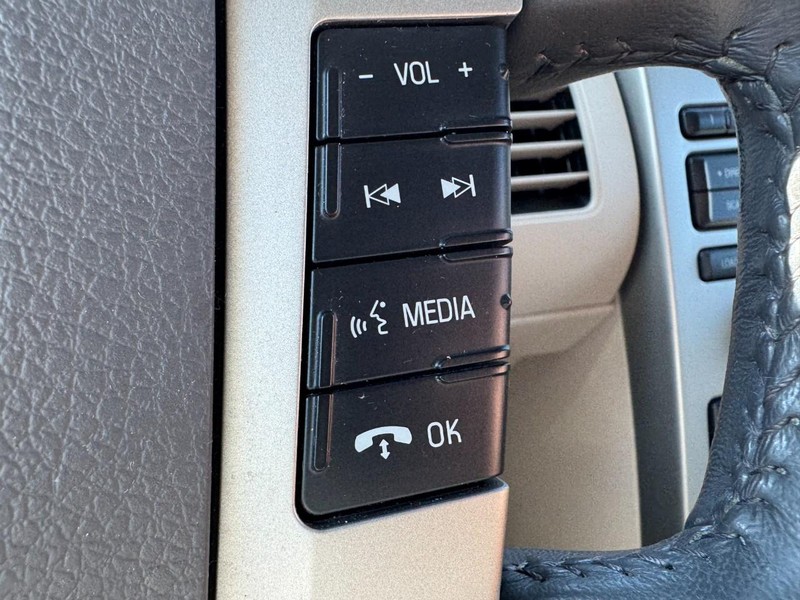 Ford Flex Vehicle Image 18