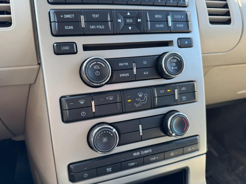Ford Flex Vehicle Image 19