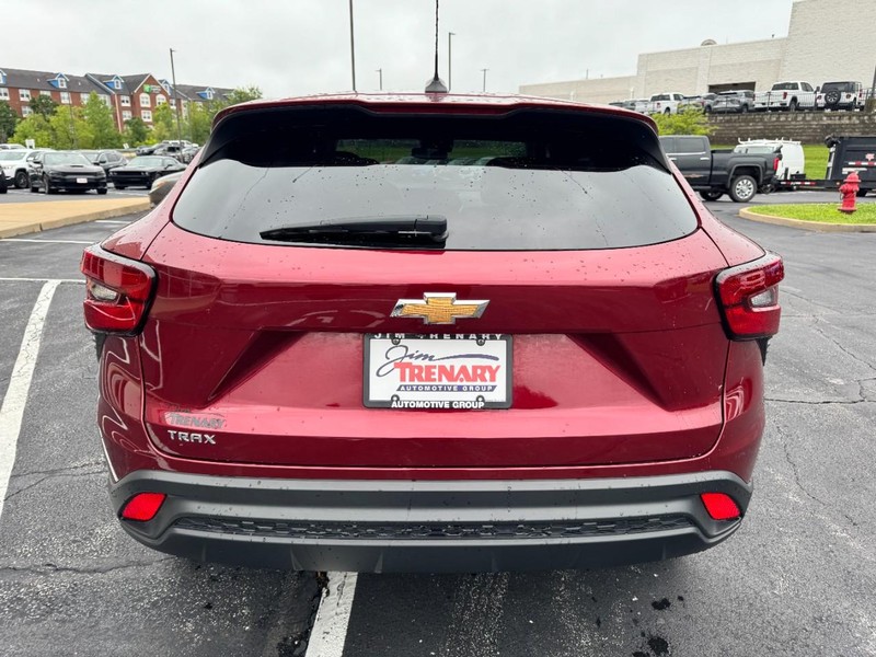 Chevrolet Trax Vehicle Image 04