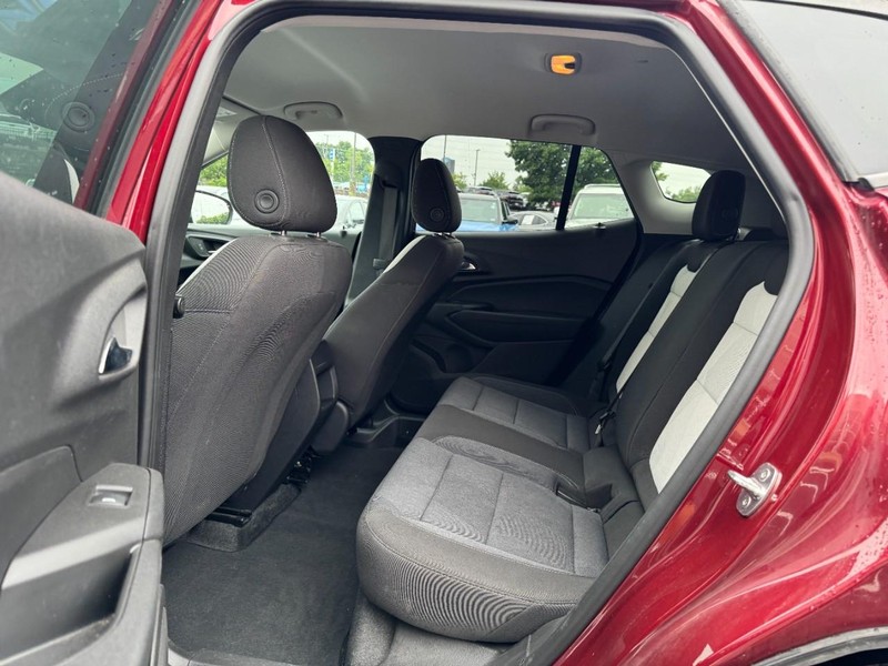 Chevrolet Trax Vehicle Image 10