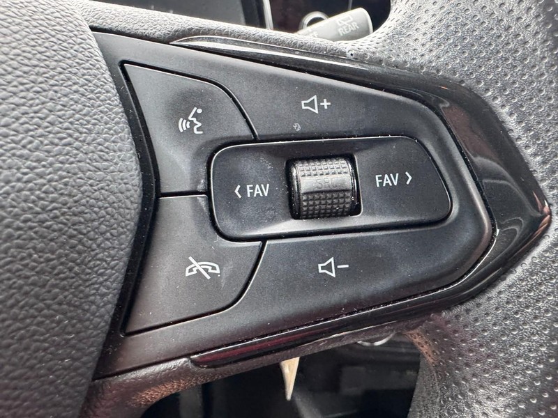 Chevrolet Trax Vehicle Image 17