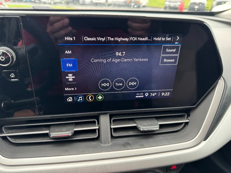 Chevrolet Trax Vehicle Image 19