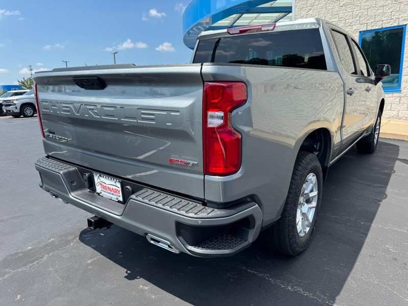 Chevrolet Silverado 1500 Vehicle Image 04