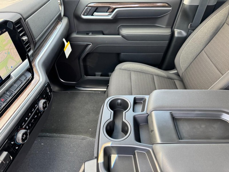Chevrolet Silverado 1500 Vehicle Image 10