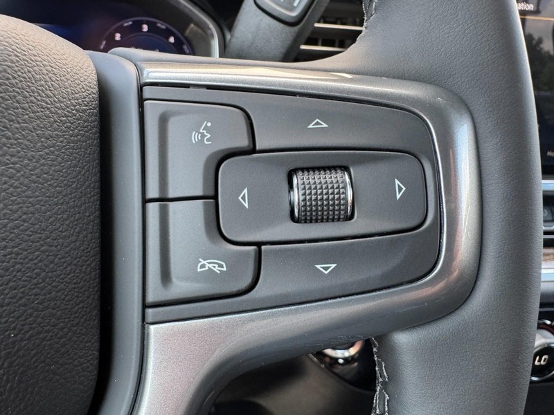 Chevrolet Silverado 1500 Vehicle Image 15