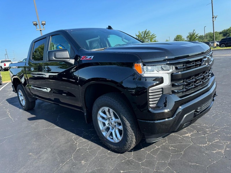 Chevrolet Silverado 1500 Vehicle Image 02