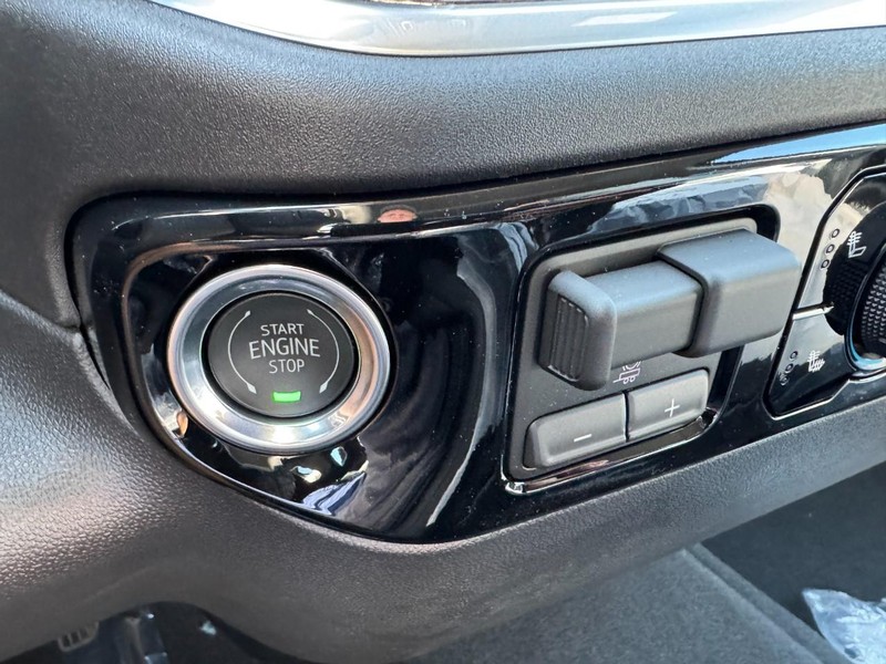 Chevrolet Silverado 1500 Vehicle Image 19