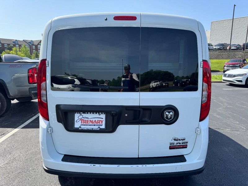 Ram ProMaster City Cargo Van Vehicle Image 04