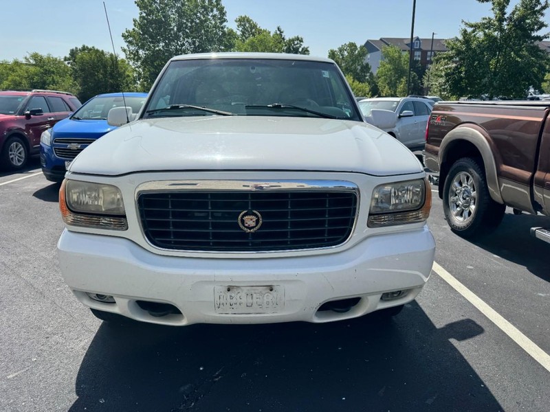 Cadillac Escalade Vehicle Image 02