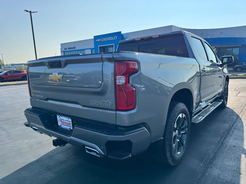 Chevrolet Silverado 1500 Vehicle Image 04
