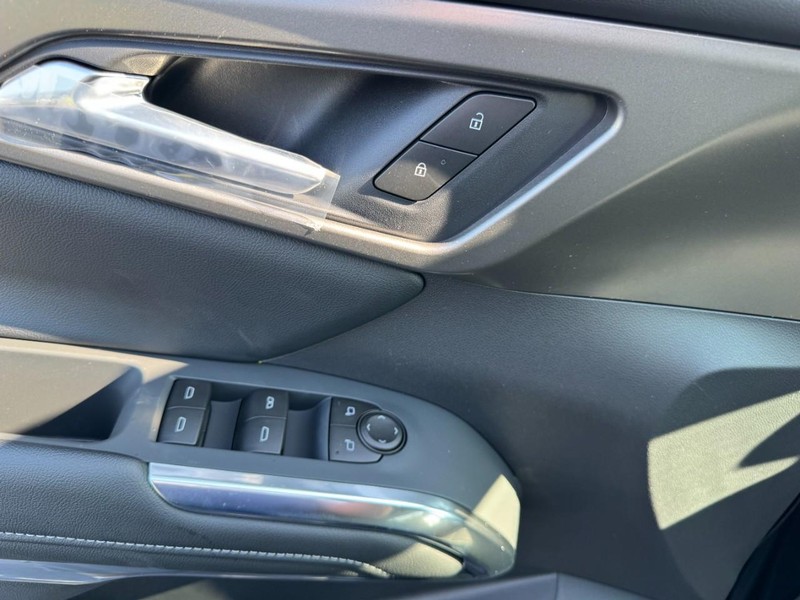 Chevrolet Traverse Vehicle Image 10