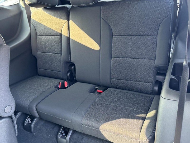 Chevrolet Traverse Vehicle Image 08