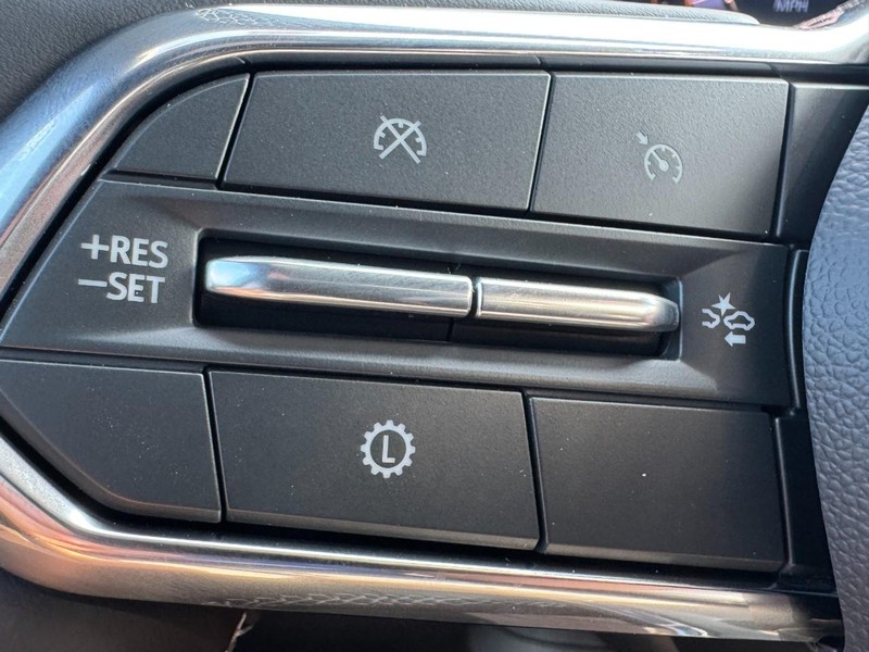 Chevrolet Traverse Vehicle Image 12