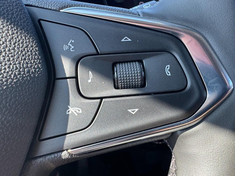 Chevrolet Trax Vehicle Image 12