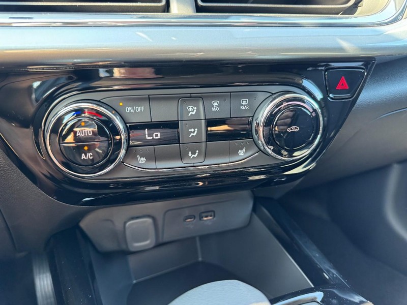 Chevrolet Trax Vehicle Image 13