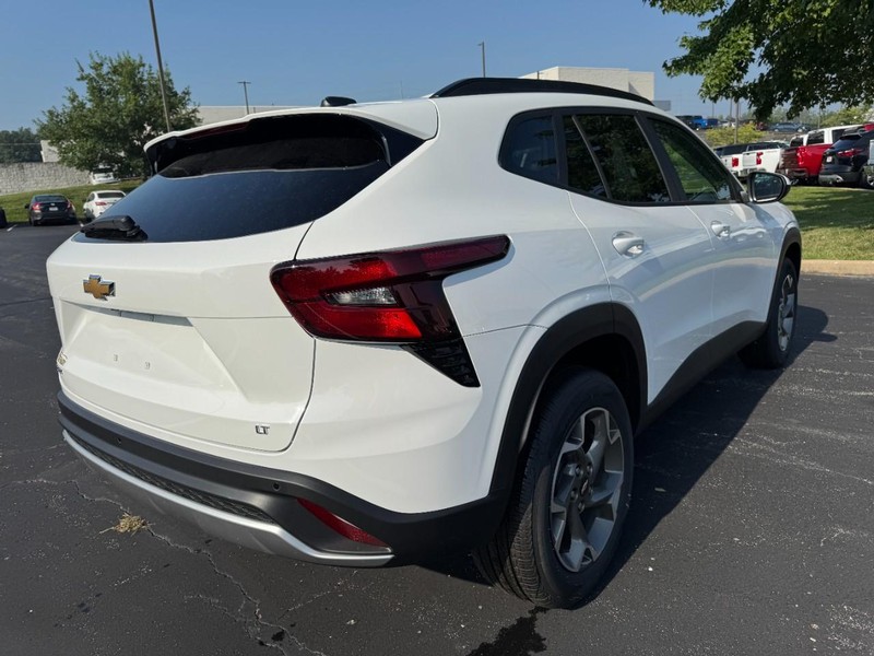Chevrolet Trax Vehicle Image 03