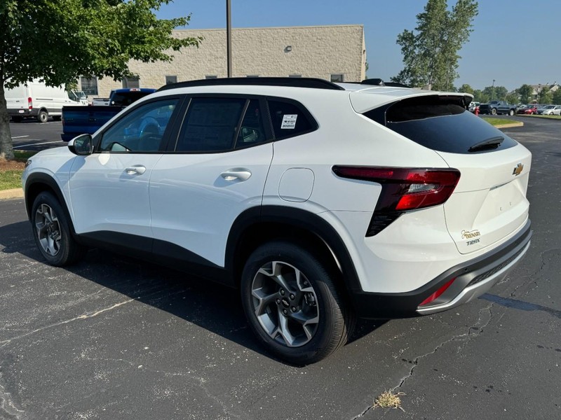 Chevrolet Trax Vehicle Image 05