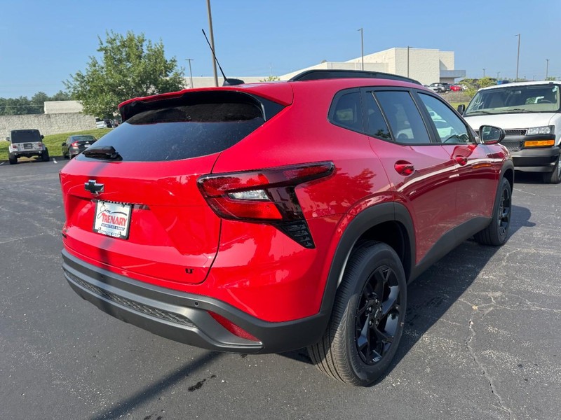 Chevrolet Trax Vehicle Image 03