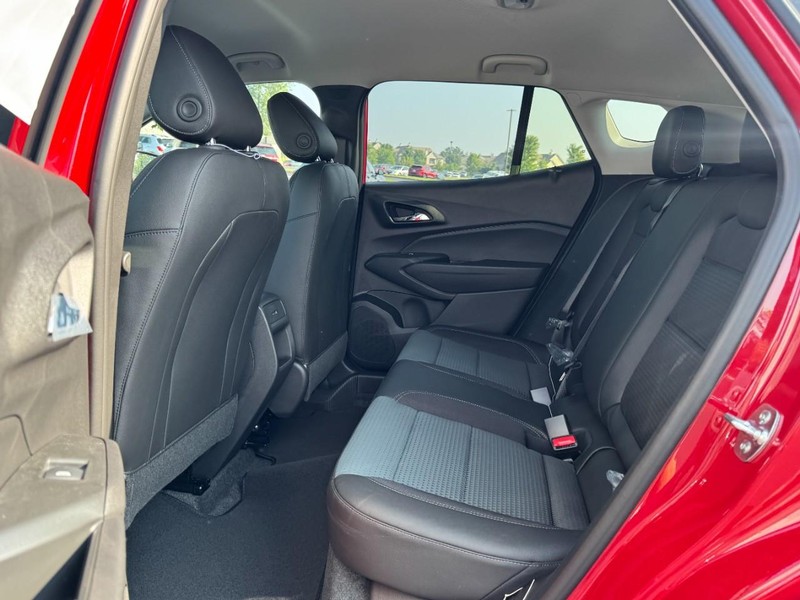 Chevrolet Trax Vehicle Image 07