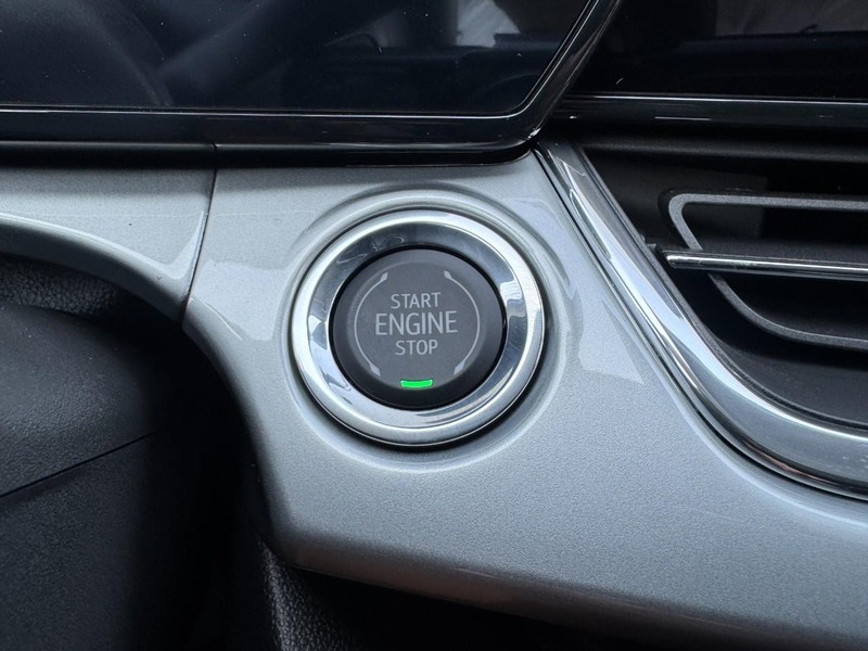 Chevrolet Trax Vehicle Image 16