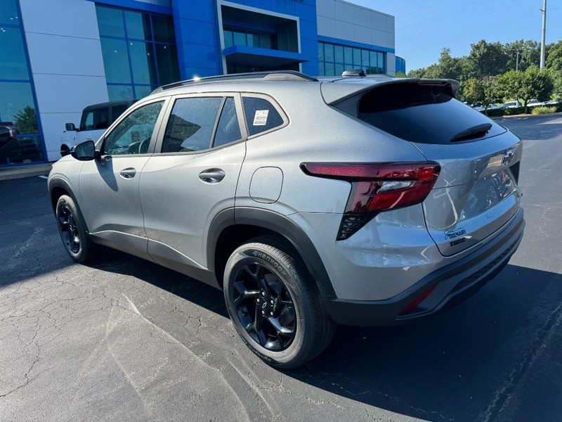 Chevrolet Trax Vehicle Image 05