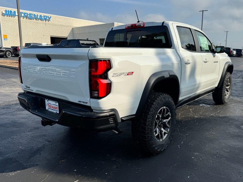 Chevrolet Colorado Vehicle Image 03